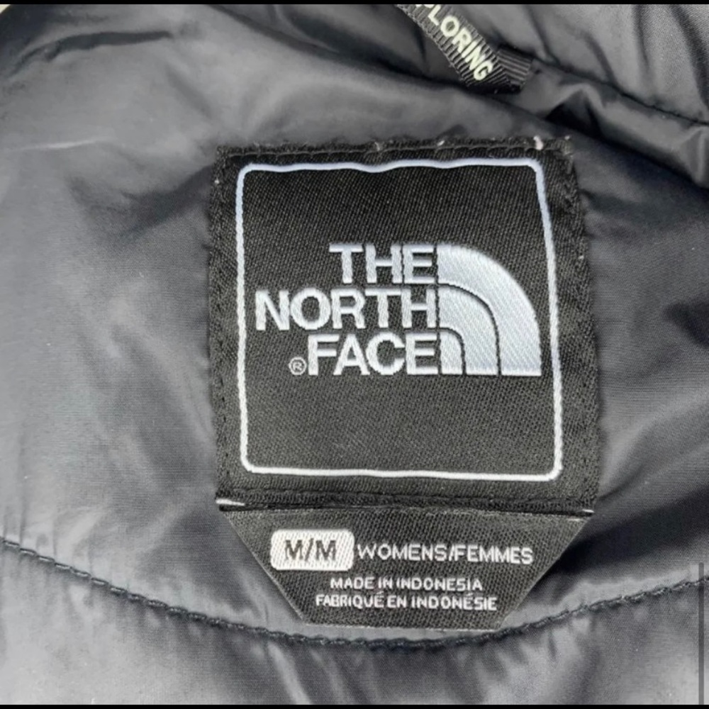 North face jacket - Picture 2 of 3
